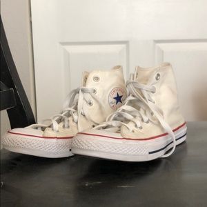 Unisex White/Cream High Top Converse
